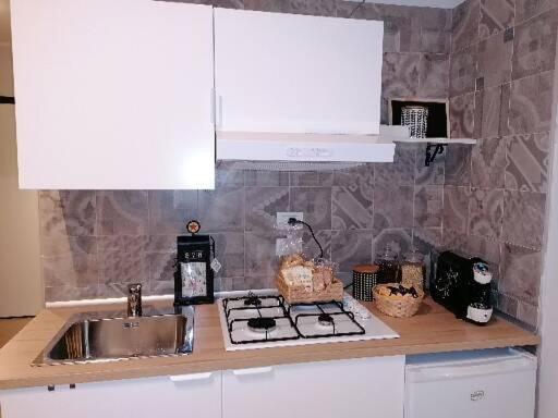 Holidaystudio Appartamento In Centro Salerno Eksteriør billede