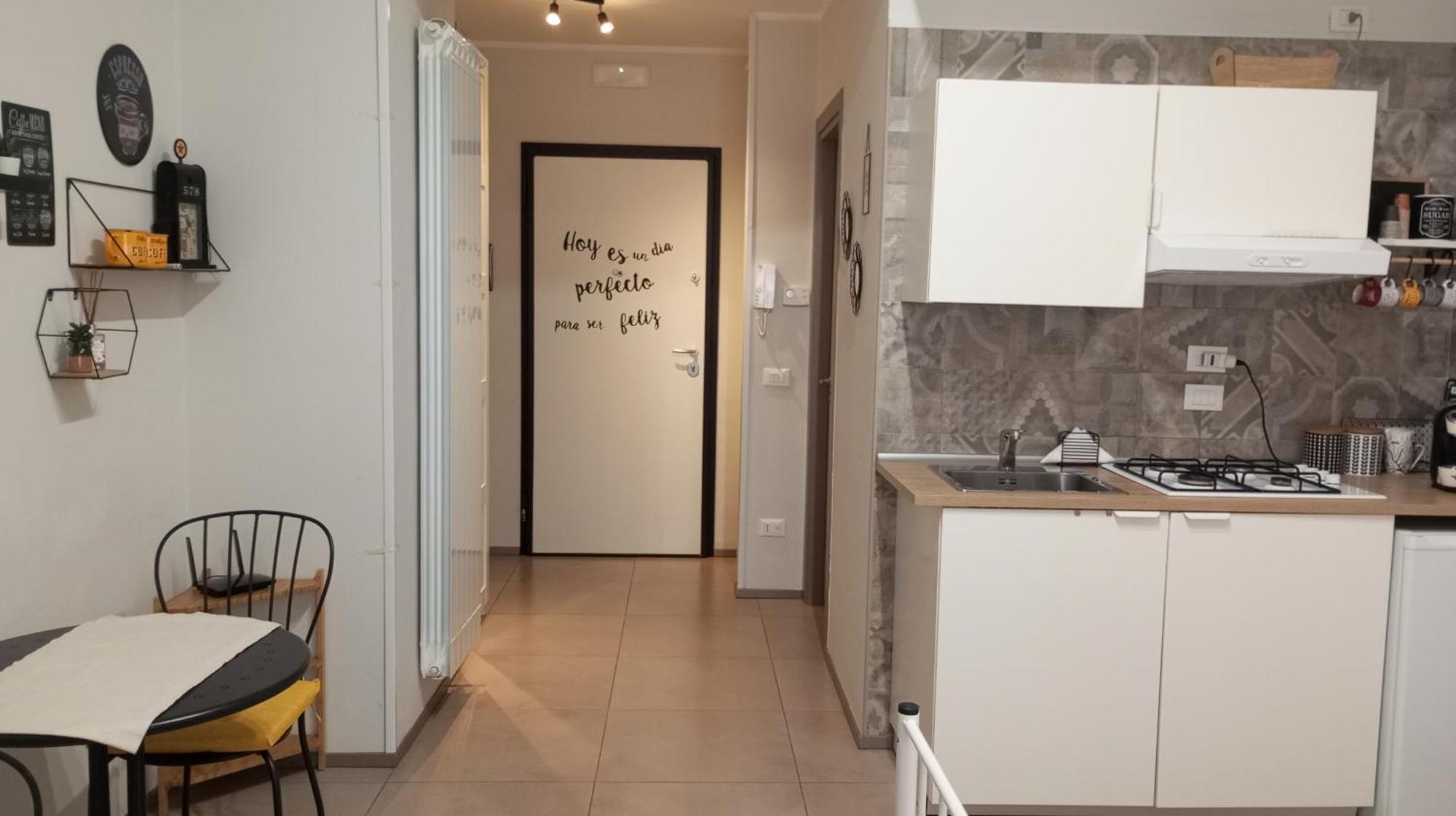 Holidaystudio Appartamento In Centro Salerno Eksteriør billede
